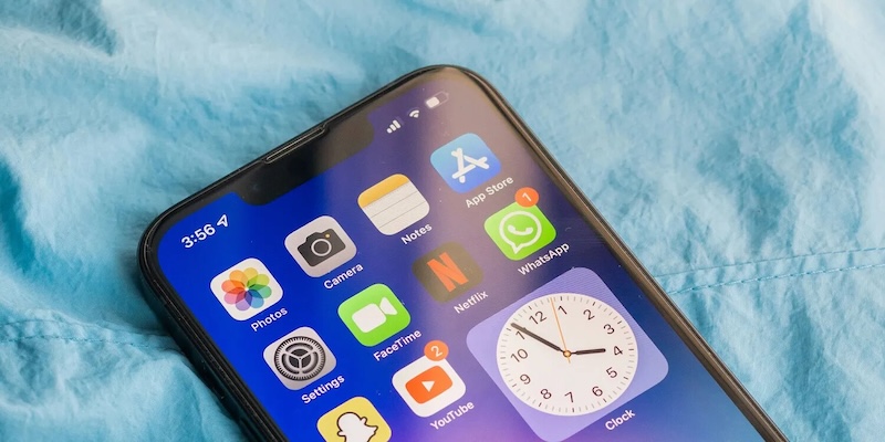 Samsung отказалась производить дисплеи для iPhone SE 4 2025 года, говорится в отчете